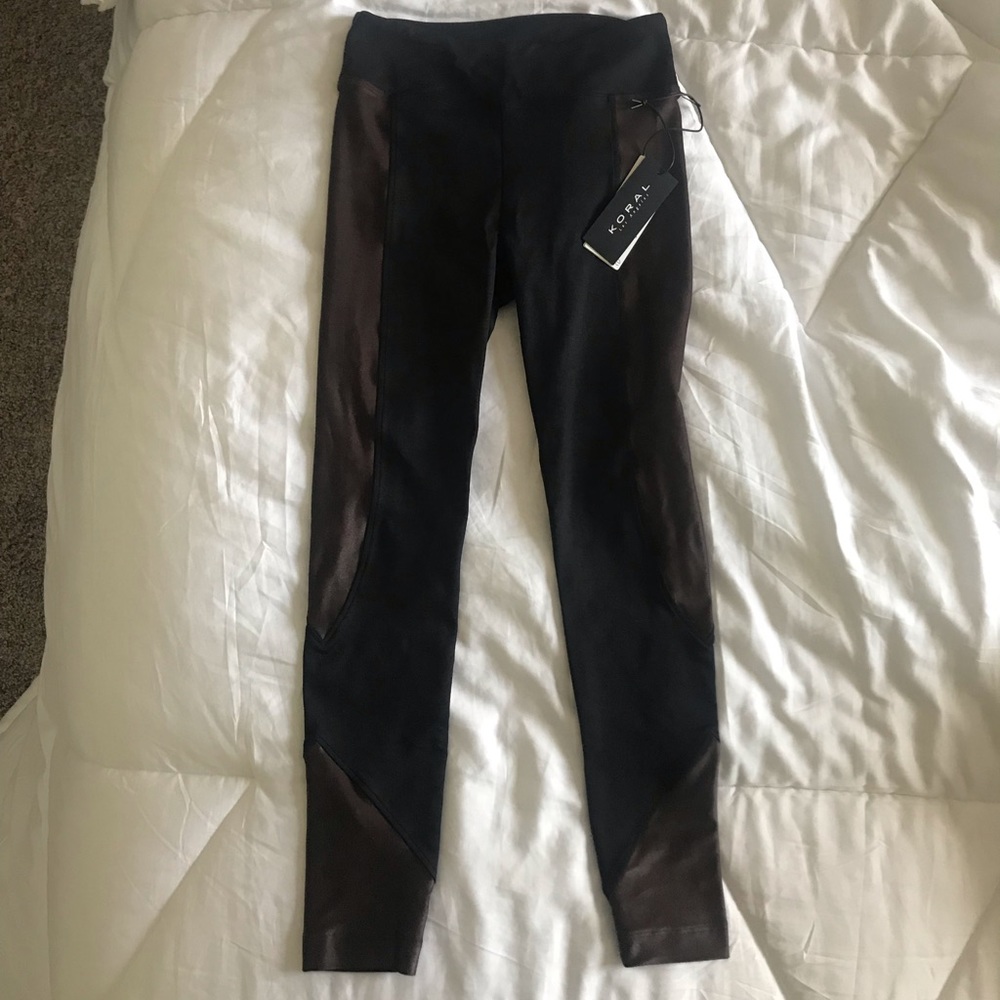 Koral Brand Size XS Curve Mid Rise Chocolate/Black